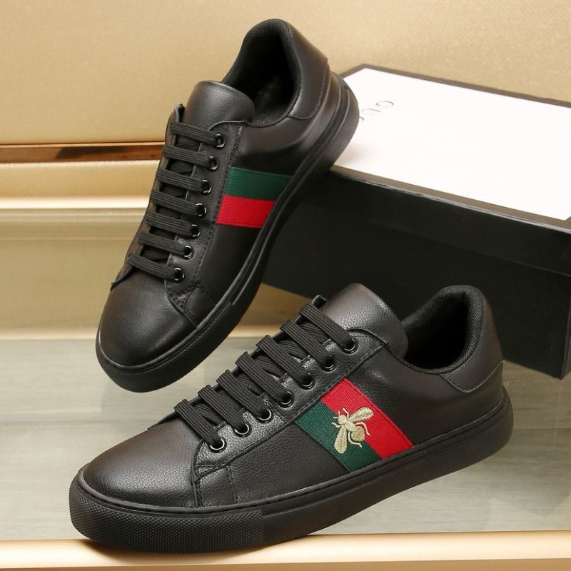 G*u*i casual shoes